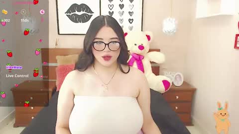 Snapshot of beautty_pink chatting on January 2025 01:45:02 PM beautty_pink online show from January 2025 01:45:02 PM