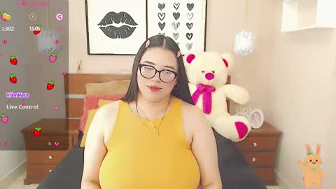 Snapshot of beautty_pink chatting on January 2025 07:50:01 PM beautty_pink online show from January 2025 07:50:01 PM