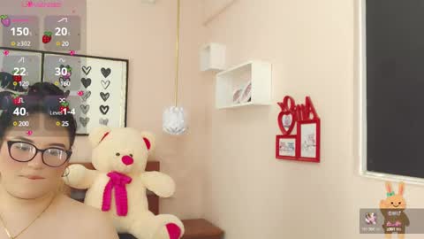 Snapshot of beautty_pink chatting on February 2025 02:38:02 PM beautty_pink online show from February 2025 02:38:02 PM