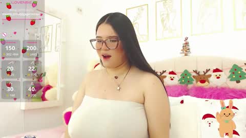 beautty_pink online show from December 2025 02:15:01 PM