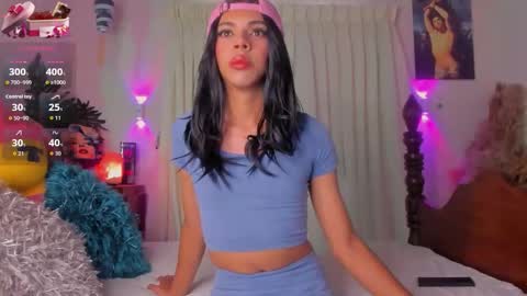 Snapshot of beauty_doll01 chatting on September 2025 04:42:01 PM Leydi  online show from September 2025 04:42:01 PM