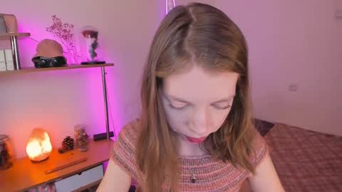 Snapshot of beautyeliise chatting on February 2025 09:32:02 AM Eliise online show from February 2025 09:32:02 AM