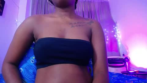 Snapshot of beautyyebonyy chatting on October 2025 03:33:01 PM Abby online show from October 2025 03:33:01 PM