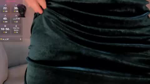 Am Becca online show from March 2025 10:42:01 PM