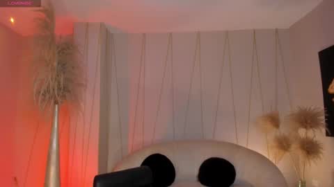 Am Becca online show from October 2025 06:19:02 PM