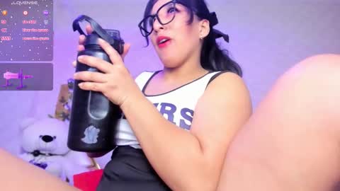 Becca Mathew online show from November 2025 01:30:01 AM