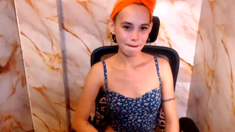 Snapshot of beccamiller22 chatting on August 2026 12:34:02 AM becca online show from August 2026 12:34:02 AM