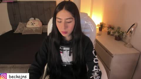 Marzhie online show from October 2025 02:53:01 PM