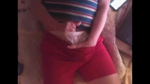 Snapshot of bedwetboy chatting on December 2024 01:32:02 PM Bedwetboys online show from December 2024 01:32:02 PM