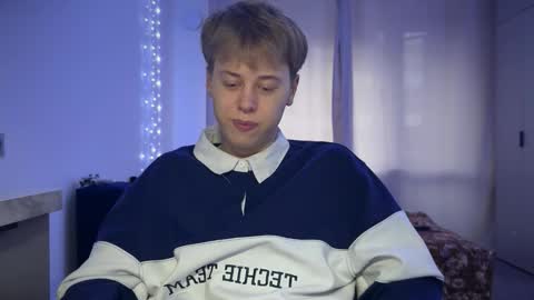 beeb0y online show from October 2025 03:09:01 PM