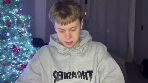 beeb0y online show from December 2025 03:40:02 PM