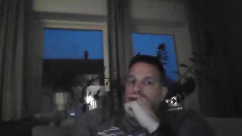 Snapshot of beejee88 chatting on February 2026 05:13:02 PM beejee88 online show from February 2026 05:13:02 PM