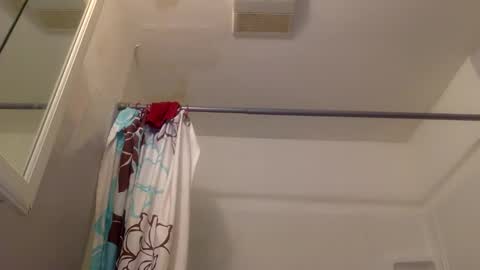 Snapshot of beenduckedoff chatting on November 2025 02:27:01 PM beenduckedoff online show from November 2025 02:27:01 PM