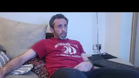 begbestuk online show from October 2025 03:40:02 AM