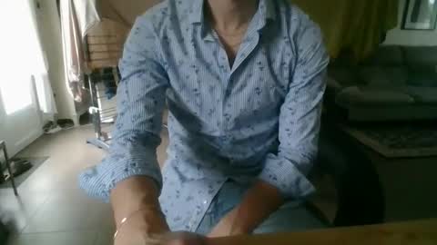 Snapshot of bel7ebite chatting on April 2026 04:45:01 PM bel7ebite online show from April 2026 04:45:01 PM
