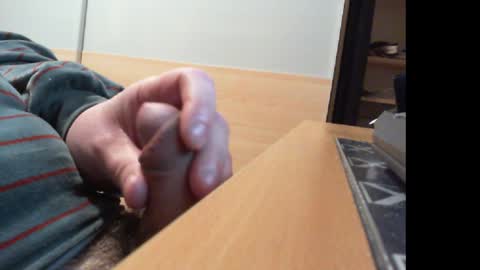 Snapshot of belgianfatcock chatting on January 2025 04:18:02 AM belgianfatcock online show from January 2025 04:18:02 AM