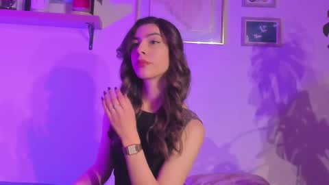 Snapshot of belindareyes chatting on September 2025 02:35:02 AM Bel  online show from September 2025 02:35:02 AM