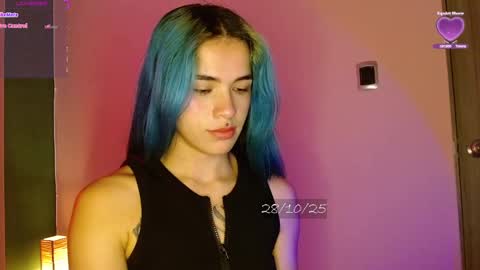 Snapshot of bell_art chatting on October 2025 05:37:01 PM online show from October 2025 05:37:01 PM