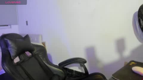 Snapshot of bella11_pm chatting on February 2026 01:00:02 AM bella11_pm online show from February 2026 01:00:02 AM