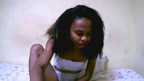 Snapshot of bella193999 chatting on December 2024 02:55:01 PM bella193999 online show from December 2024 02:55:01 PM