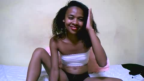 Snapshot of bella193999 chatting on December 2024 12:38:01 PM bella193999 online show from December 2024 12:38:01 PM