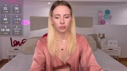 Snapshot of bella_crazyy chatting on May 2026 09:11:02 PM Bella online show from May 2026 09:11:02 PM