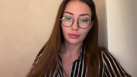 bella_foxxi online show from December 2024 12:46:01 AM