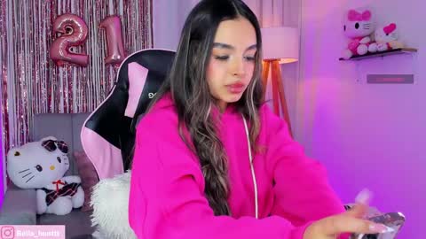 Snapshot of bella_hunteer chatting on May 2026 02:39:01 AM bella igbella hunttt online show from May 2026 02:39:01 AM