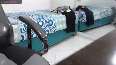 Snapshot of bella_lady_1_ chatting on February 2025 11:41:02 PM lady online show from February 2025 11:41:02 PM