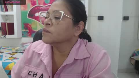 Snapshot of bella_lady_1_ chatting on September 2025 11:45:01 AM lady online show from September 2025 11:45:01 AM