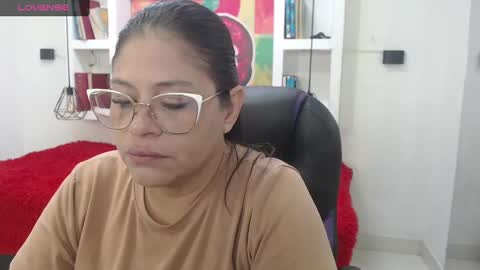 Snapshot of bella_lady_1_ chatting on September 2025 11:47:02 AM lady online show from September 2025 11:47:02 AM