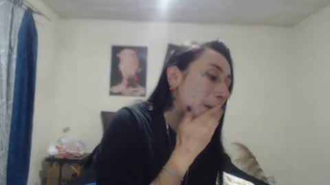 bella_luna34 online show from April 2026 04:27:01 AM