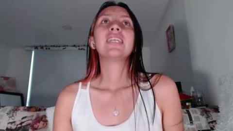 Bella Marlowe online show from January 2025 10:17:02 PM