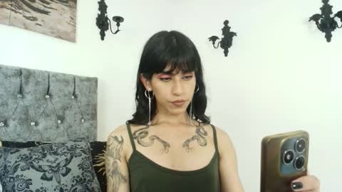 Bella online show from March 2026 11:24:01 PM