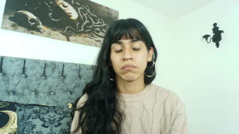 Bella online show from March 2026 01:06:02 AM