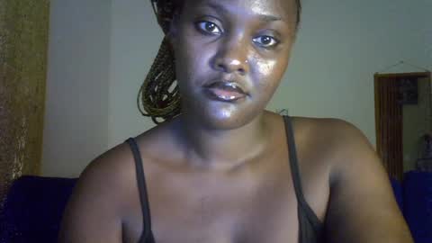 bella_reina online show from July 2026 03:36:01 PM