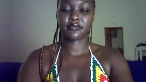 bella_reina online show from July 2026 07:55:01 AM