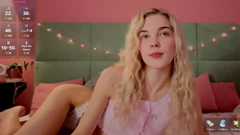 Bella NEW ROOM online show from May 2026 01:33:01 AM