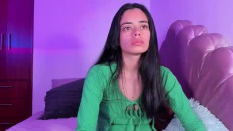 Snapshot of bella_sun_ chatting on February 2026 04:42:02 AM Valeria Model Independent online show from February 2026 04:42:02 AM