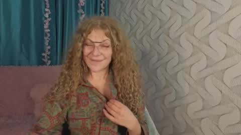 Bella online show from January 2026 03:49:02 PM