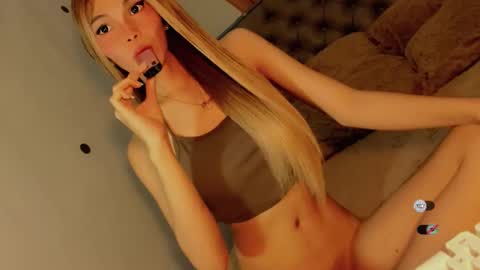 Bella online show from December 2025 03:55:02 AM