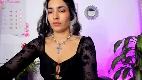 Bella online show from February 2025 11:03:01 PM