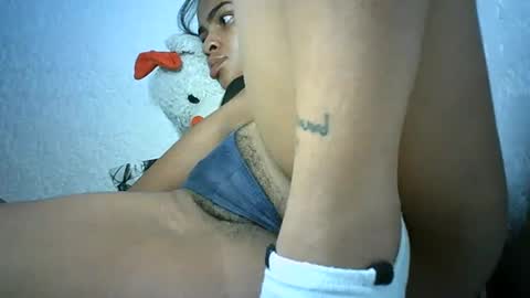 Bella online show from December 2024 11:42:02 AM