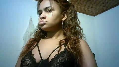 Bella online show from January 2025 11:04:02 AM