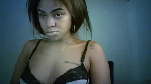 Bella online show from February 2025 11:32:02 AM