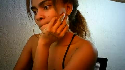 Bella online show from February 2025 06:17:02 AM