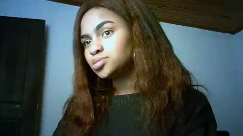 Bella online show from February 2025 11:03:01 PM