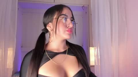  Bella  online show from June 2026 08:59:02 PM