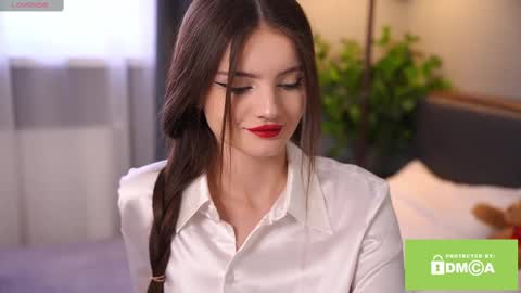 Bella I took a vacation and Ill be back on December 18th So dont lose me To keep in touch I have a TG -  you can find below online show from February 2025 07:09:01 AM