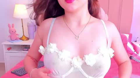 BellaFontana online show from January 2026 06:42:02 PM